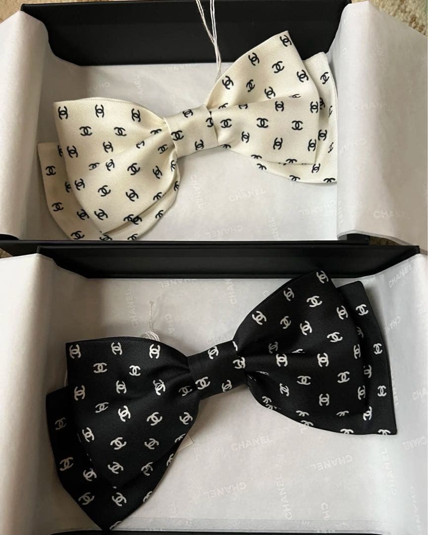 値下げ！新品　新作　シャネル　ロゴリボンバレッタ　黒 25P 超希少　完売品