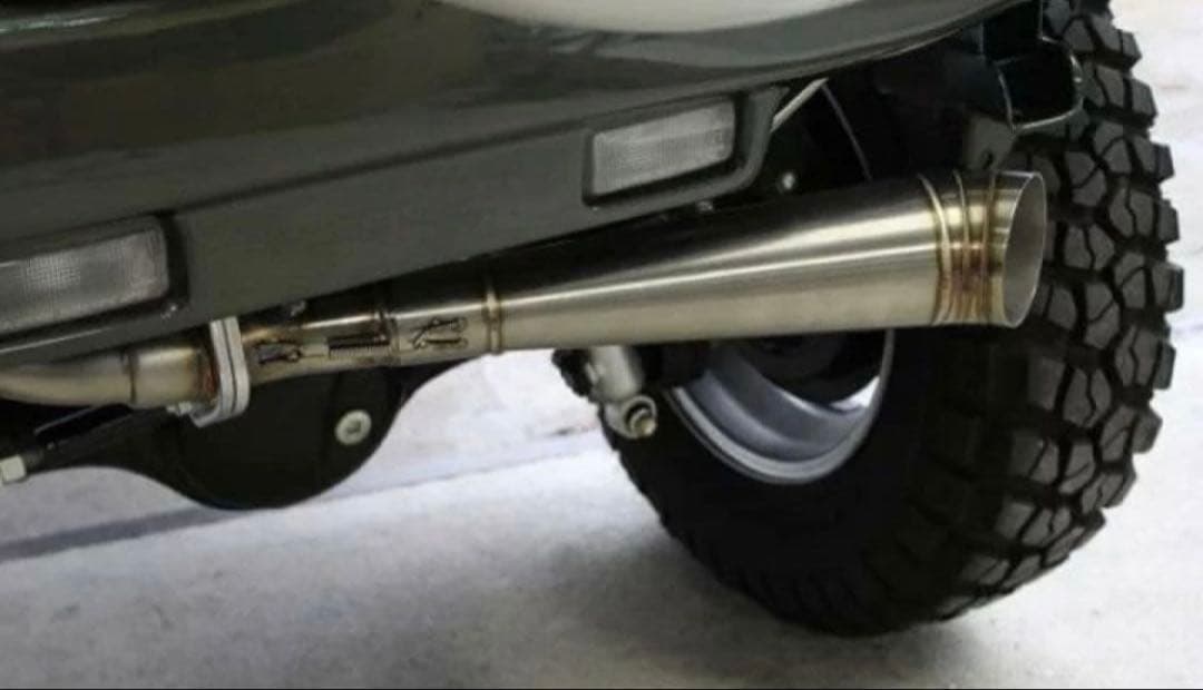 Bluefin スズキ ジムニー (JB23) 車マフラー メガホン