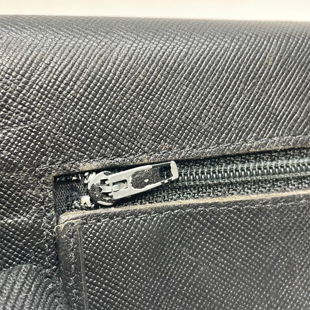 2866 PRADA プラダ 三つ折り財布 ブラック トライアングルロゴ