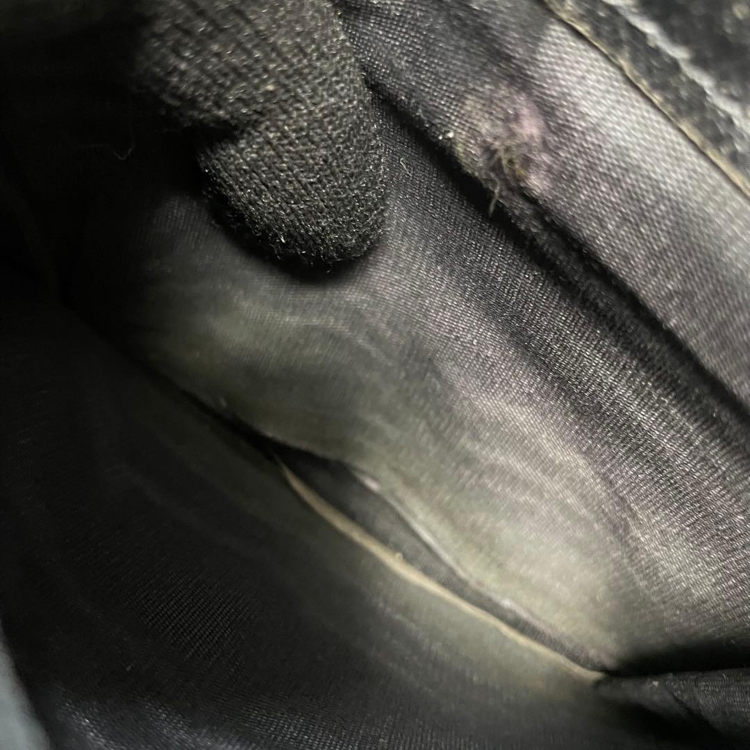 2866 PRADA プラダ 三つ折り財布 ブラック トライアングルロゴ