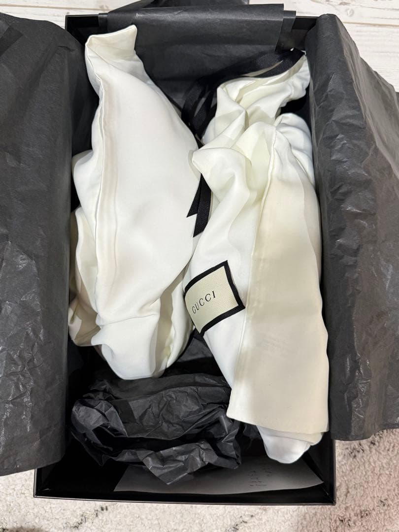 GUCCI クロスストラップサンダル グリーン/レッド