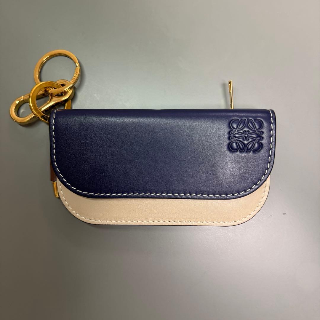 ロエベ ゲートウォレット ケースキーケース