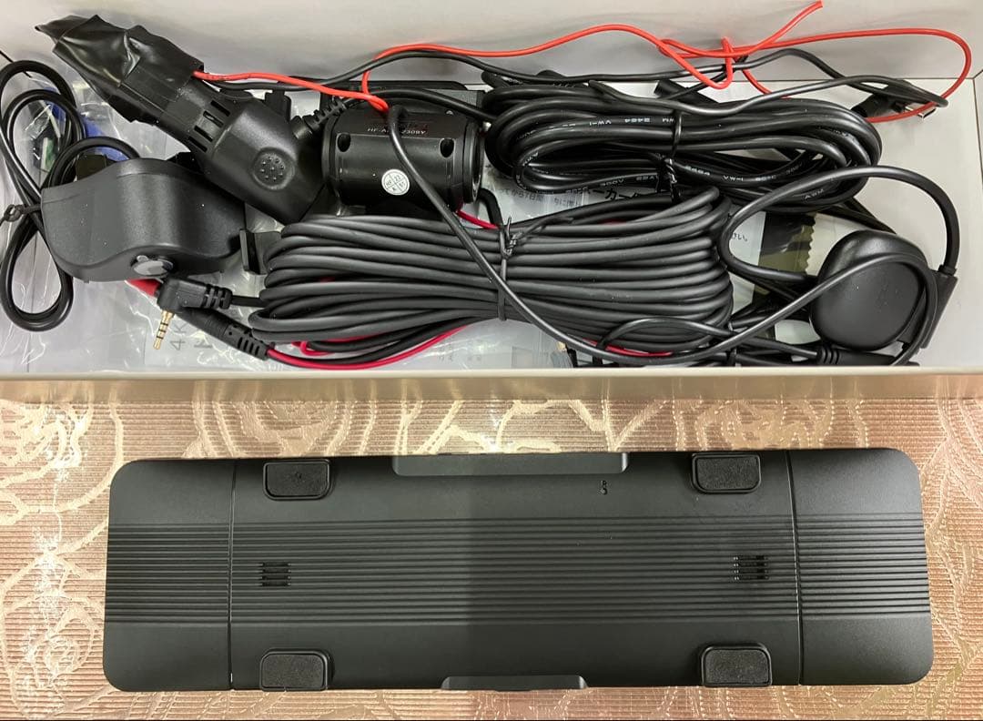 ストリーミング・メディア分離式ミラー型ドライブレコーダー