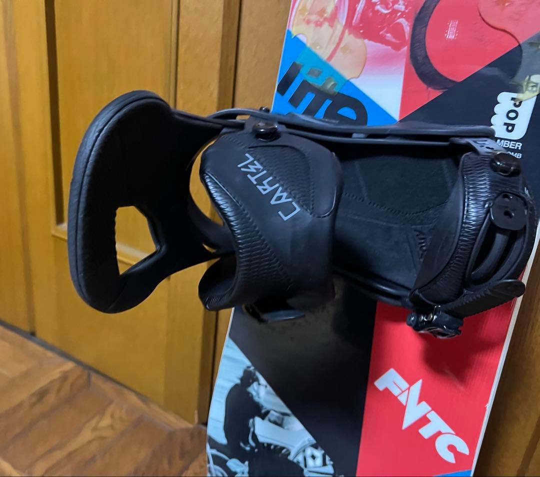 FNTC lite スノーボード×BURTON CARTELビンディング付き