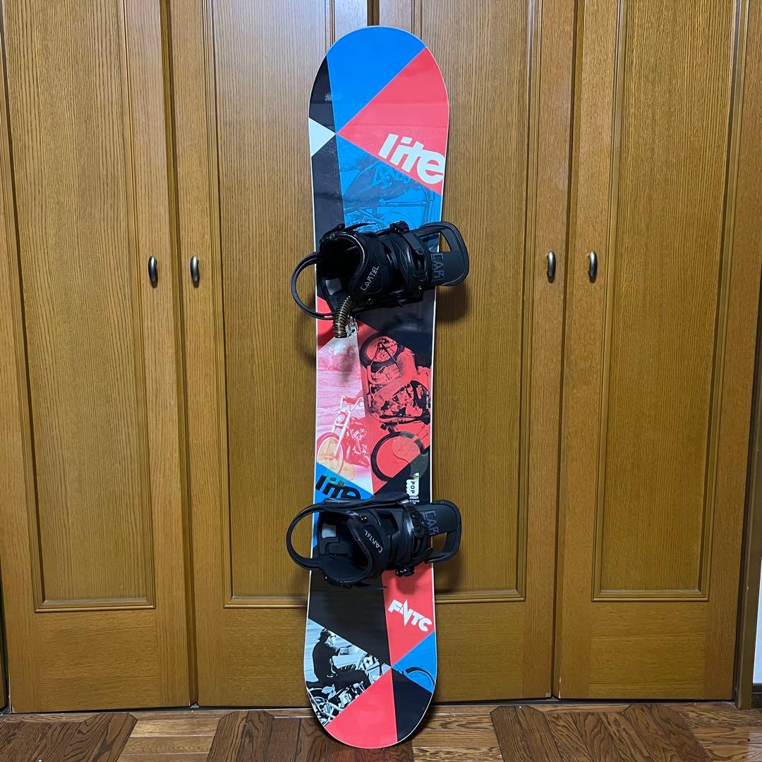 FNTC lite スノーボード×BURTON CARTELビンディング付き