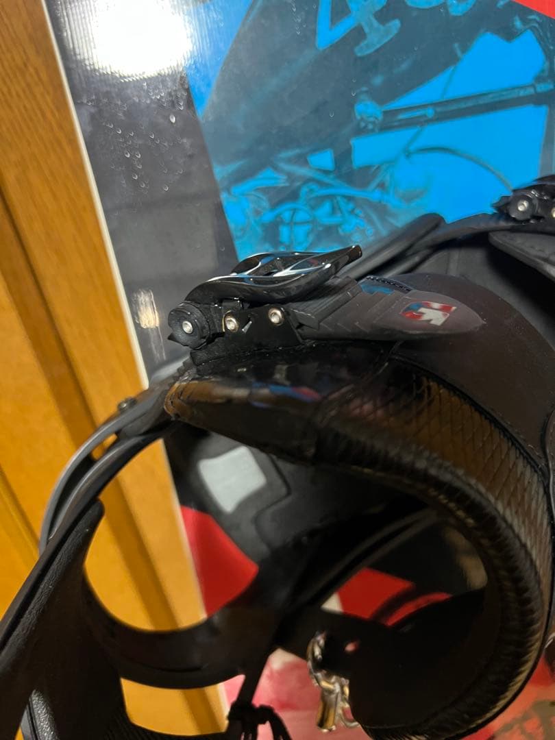 FNTC lite スノーボード×BURTON CARTELビンディング付き