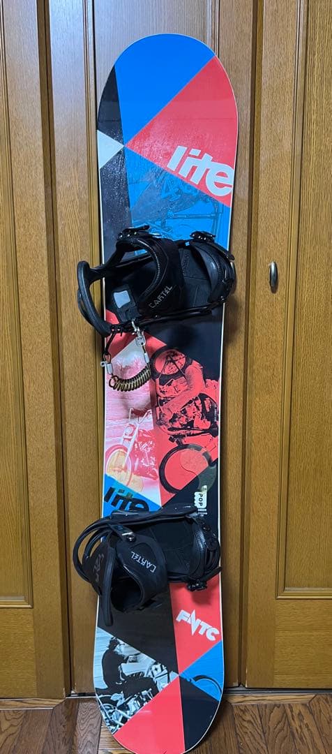 FNTC lite スノーボード×BURTON CARTELビンディング付き