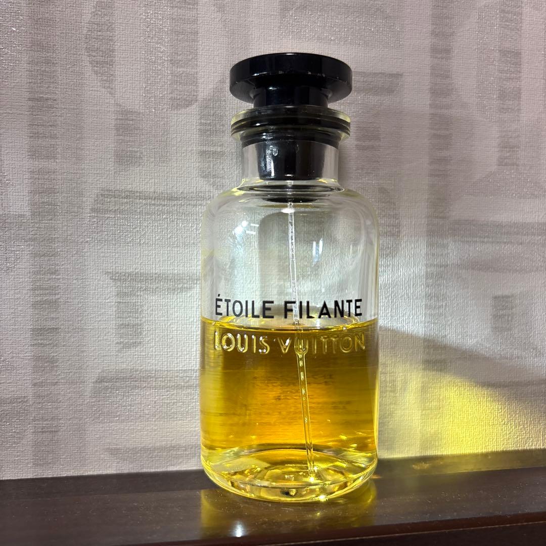 香水(ユニセックス) momtaro