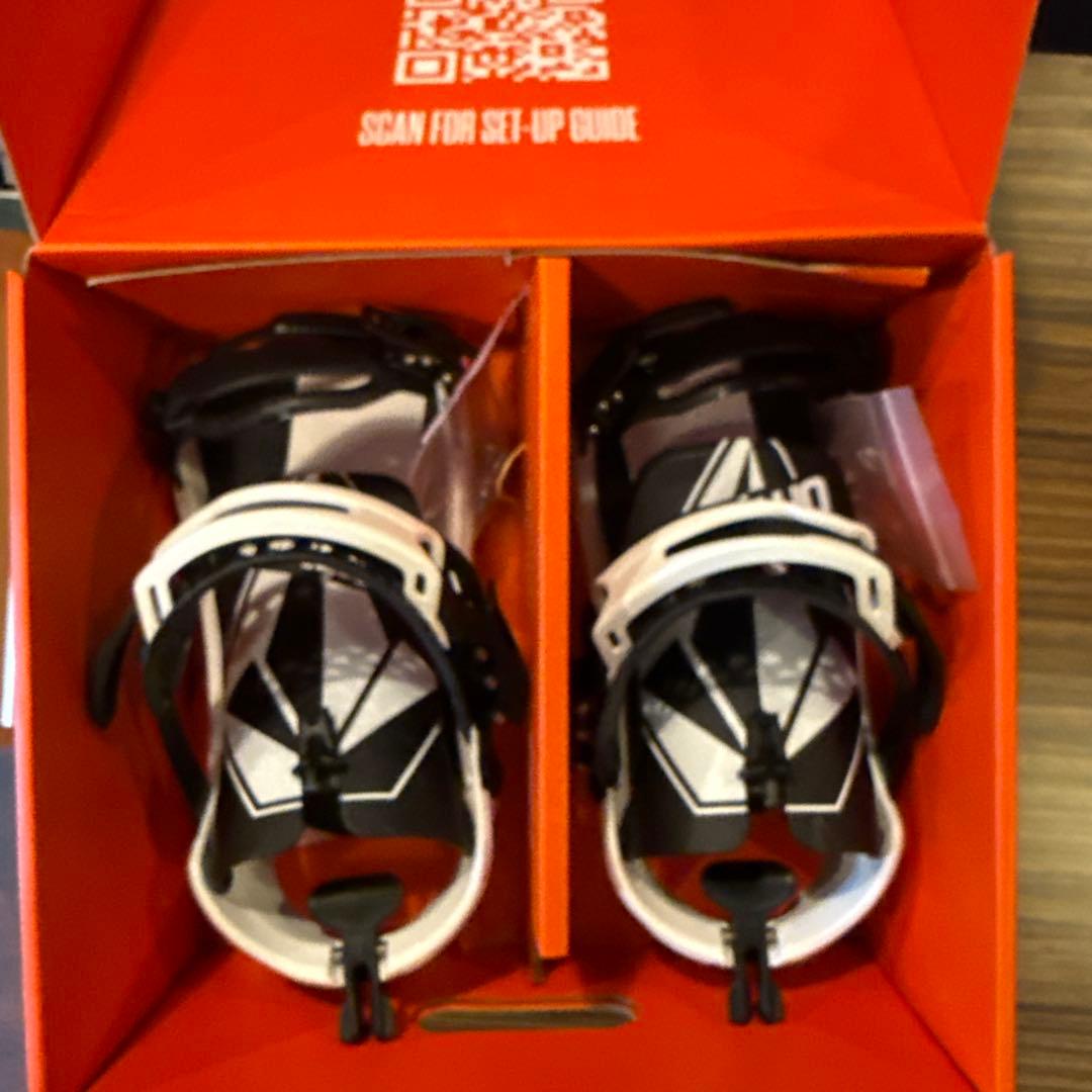 thirtytwo Phase VOLCOM ビンディング ホワイト/ブラック