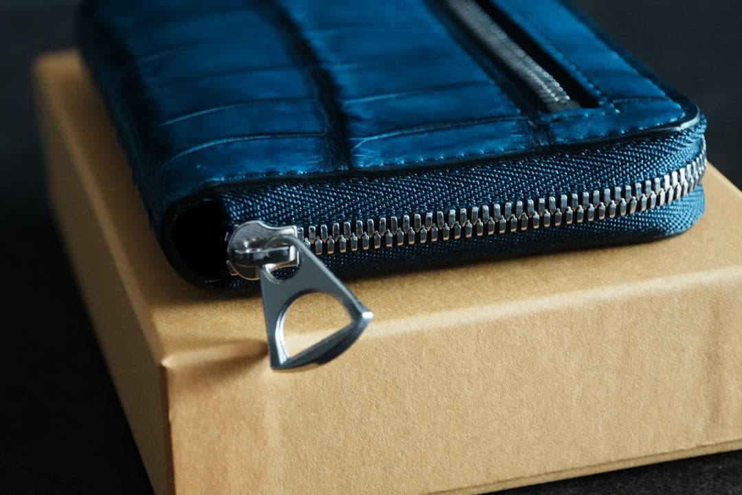 新品‼️ ITTI CRISTY SLIM COMPACT WLT AI クロコ