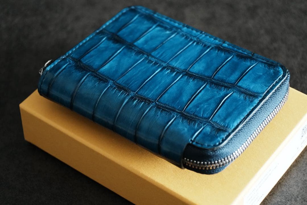 新品‼️ ITTI CRISTY SLIM COMPACT WLT AI クロコ