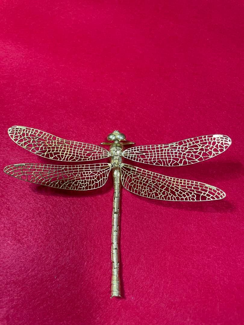 (値引き)自在置物トンボ金属工芸品