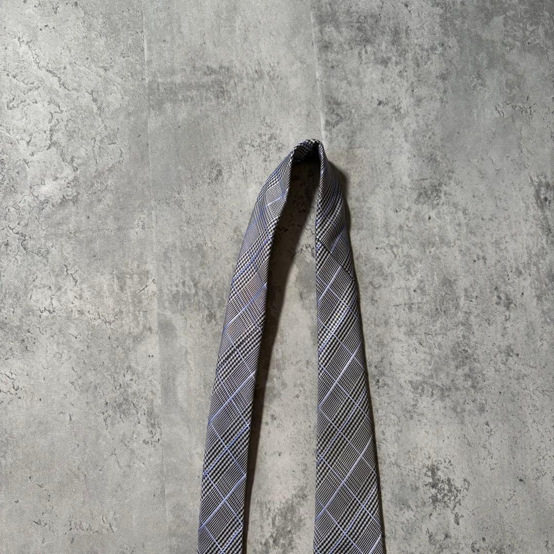さりげないバーバリーチェックが好印象！　高級　ネクタイ　状態良好