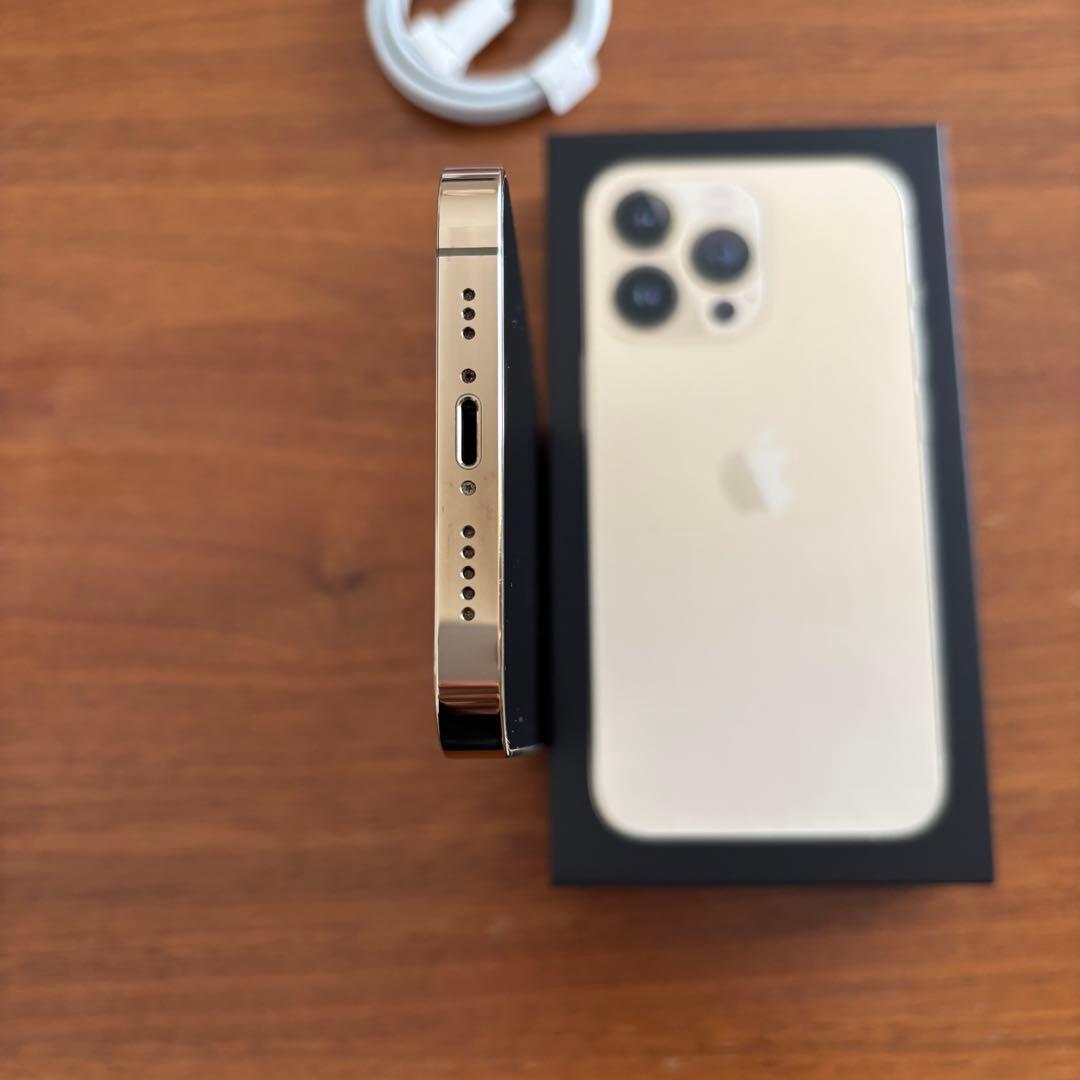 エガさん専用　美品　iPhone13 Proゴールド　256GB