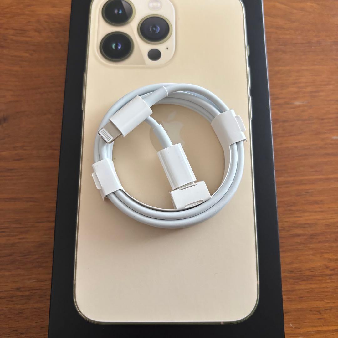 エガさん専用　美品　iPhone13 Proゴールド　256GB