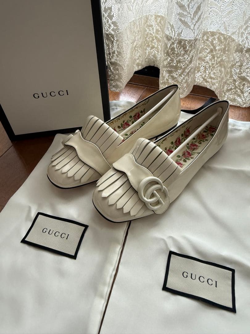 【新品未使用】GUCCI/グッチ　フリンジ付きフラットシューズ（22.5㎝）