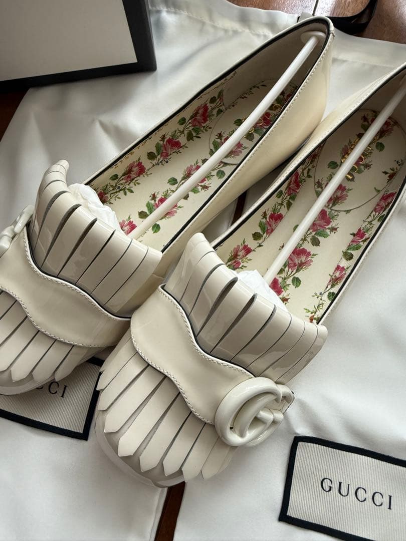 【新品未使用】GUCCI/グッチ　フリンジ付きフラットシューズ（22.5㎝）