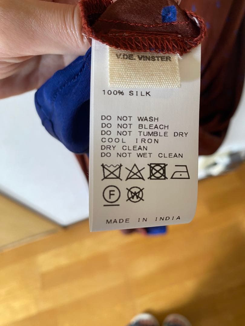 アパルトモン購入　V. DE VINSTER シルクワンピース