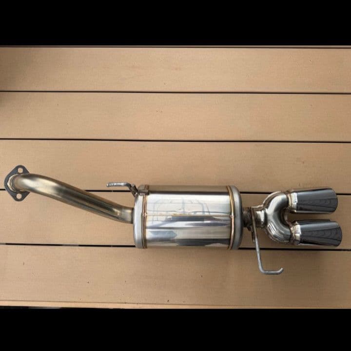 z12キューブ ロッソモデロ NailTwo マフラー