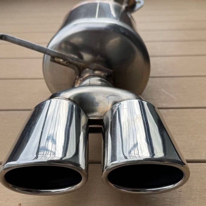 z12キューブ ロッソモデロ NailTwo マフラー