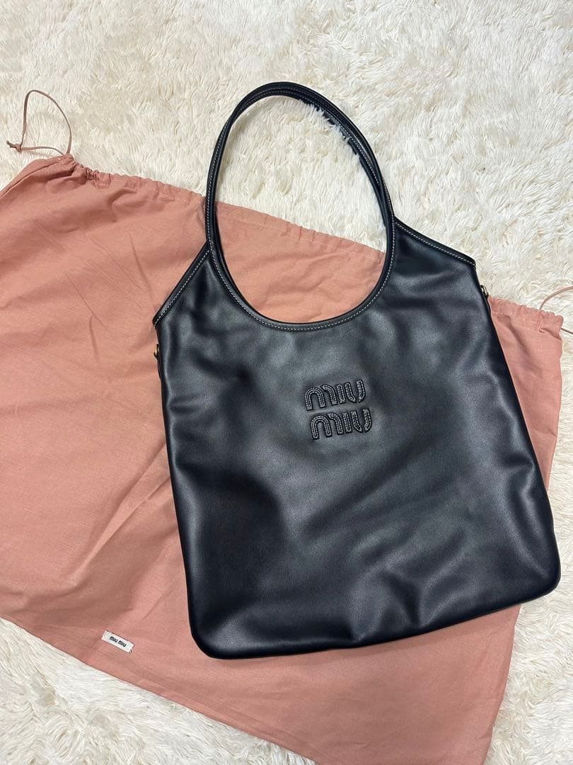 ピーチさん専用！miumiu レザートートバッグ