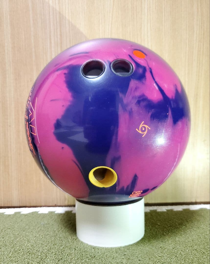 ストーム フィジックスパワーエリート14ポンド ボウリング