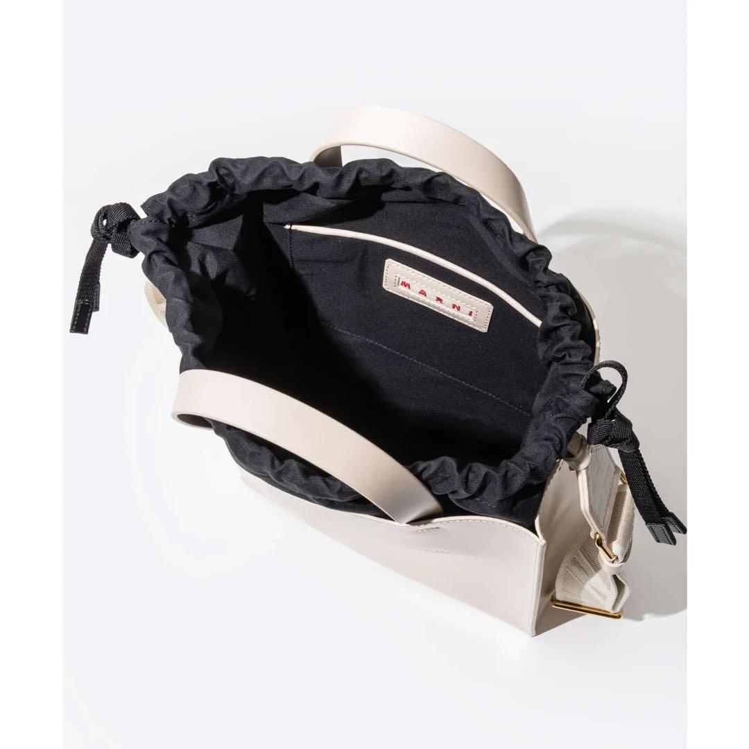 【新品未使用タグ付き】MARNI museo スモール　ベージュ
