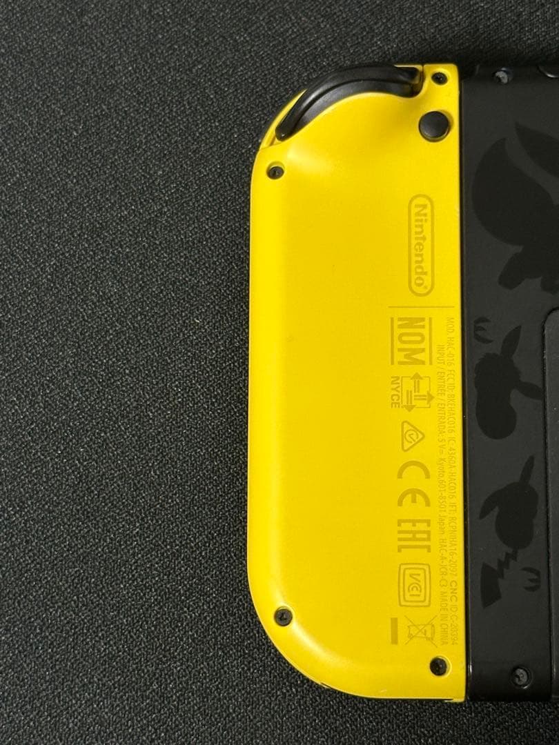 Nintendo Switch 本体 ピカチュウ&イーブイ