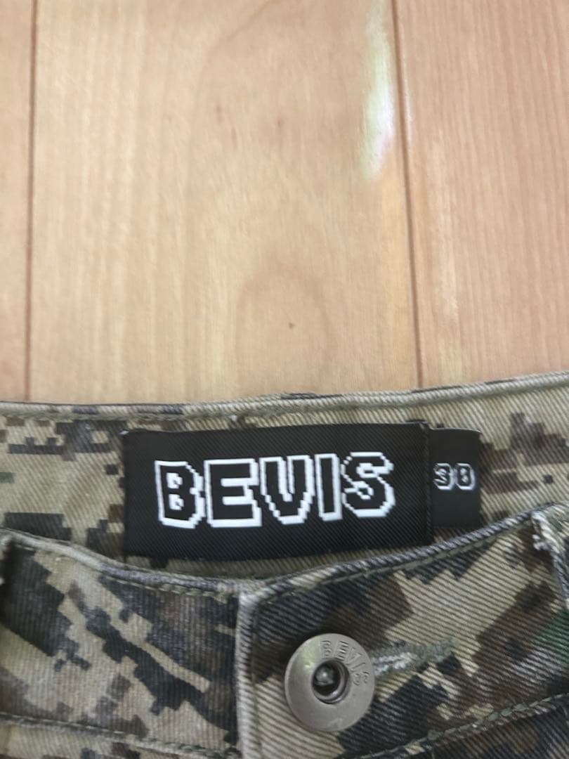ウェア BEVIS