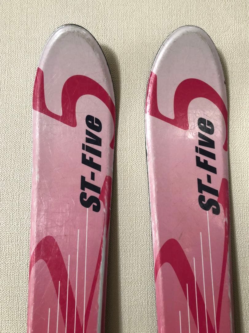 週末セール‼️子供用スキー板 ストック ブーツ おまけ付き♪