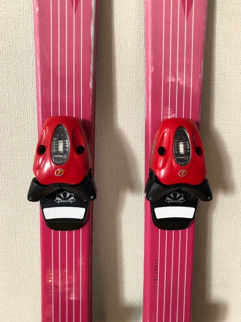 週末セール‼️子供用スキー板 ストック ブーツ おまけ付き♪