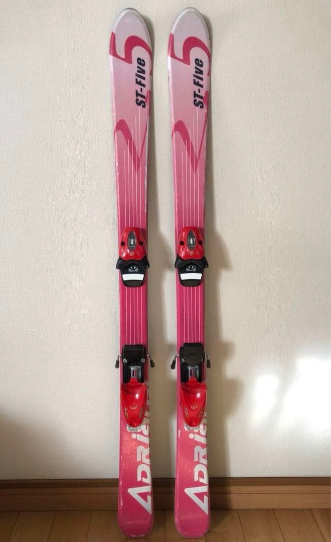 週末セール‼️子供用スキー板 ストック ブーツ おまけ付き♪