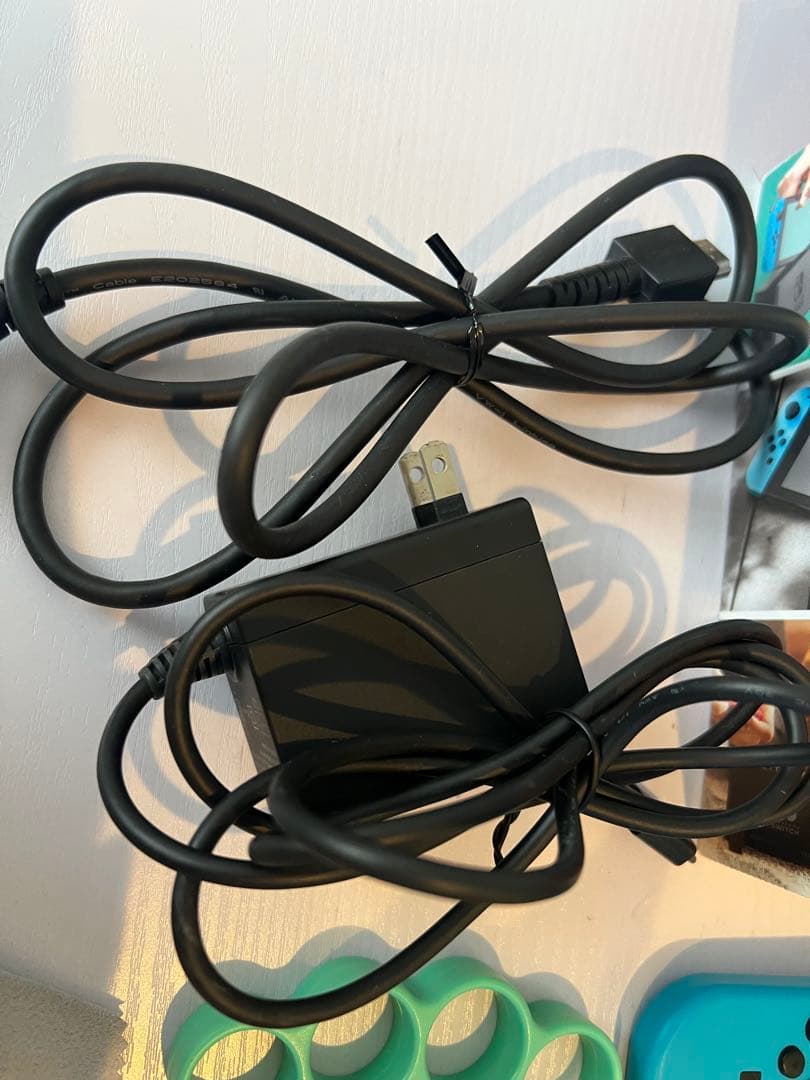 【豪華セット】Nintendo Switch 本体 ＋ Joy-Con 2セット