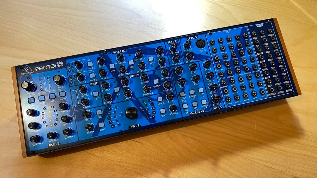 鍵盤楽器 Behringer Proton
