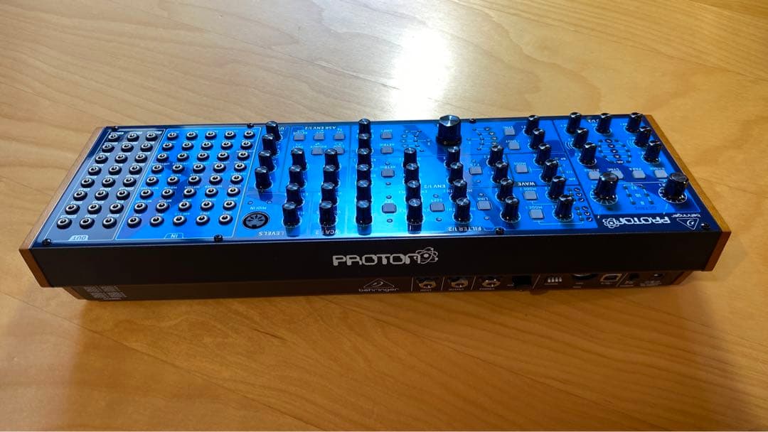 鍵盤楽器 Behringer Proton