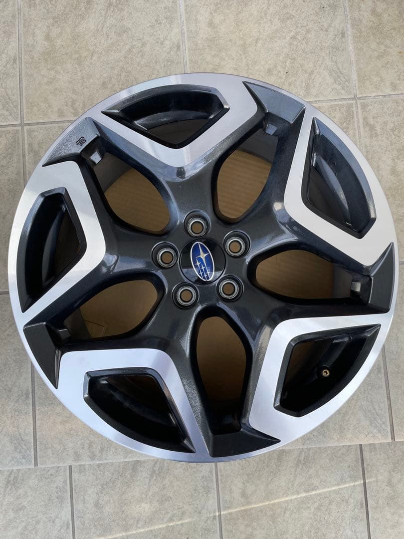 スバル XV GT型　純正18インチ 5スポークホイール