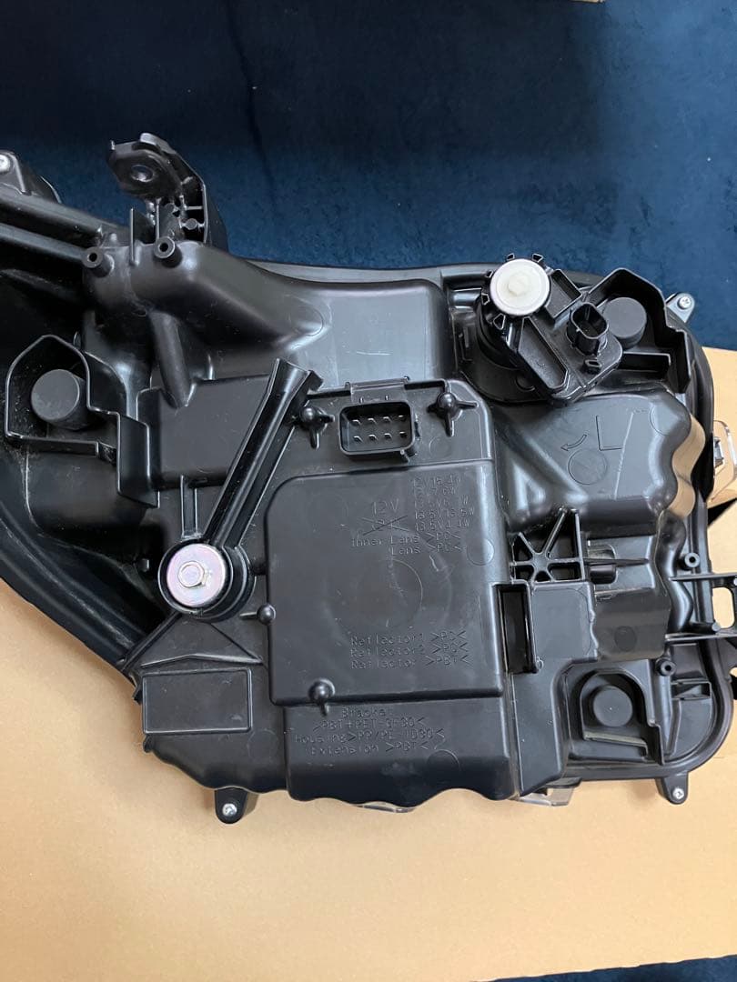 タントファンクロス LA650S LEDヘッドライト 左側