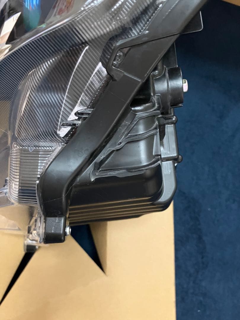 タントファンクロス LA650S LEDヘッドライト 左側