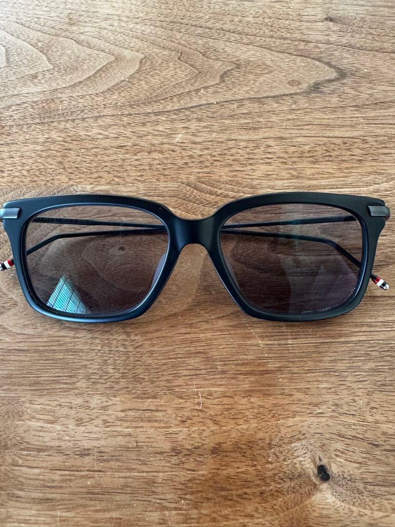 (生産終了）THOM BROWNE TB-701マットブラック　トムブラウン