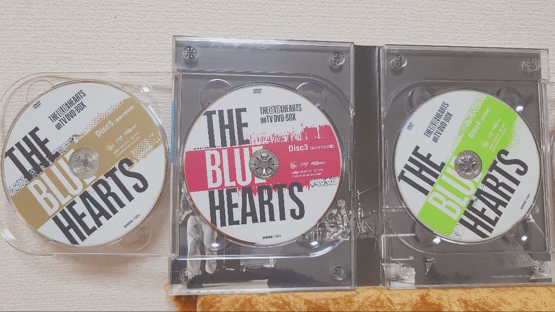 ミュージック THE BLUE HEARTS on TV DVD BOX