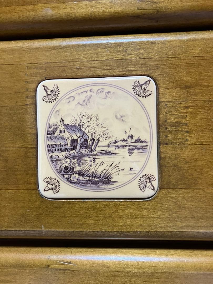 なひ 昭和レトロタンス　チェスト