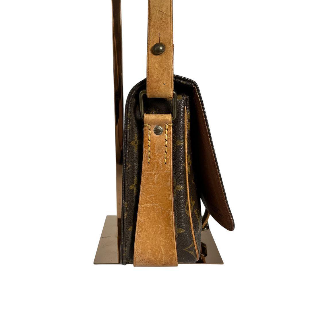 【クロスボディ】カルトシエールMM　ルイヴィトン　モノグラム　ショルダーバッグ