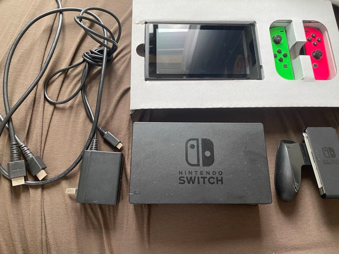 ニンテンドースイッチ スプラトゥーン2セット(カセット無)