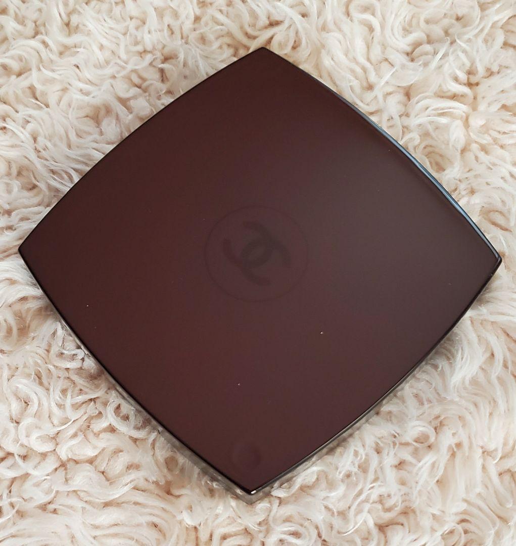 シャネル ルージュ ヌワール コンフィダンス アイチークカラーパレット