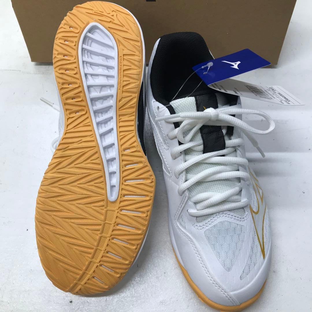 Mizuno サンダーBlade Z 24.0cm ホワイト/ゴールド