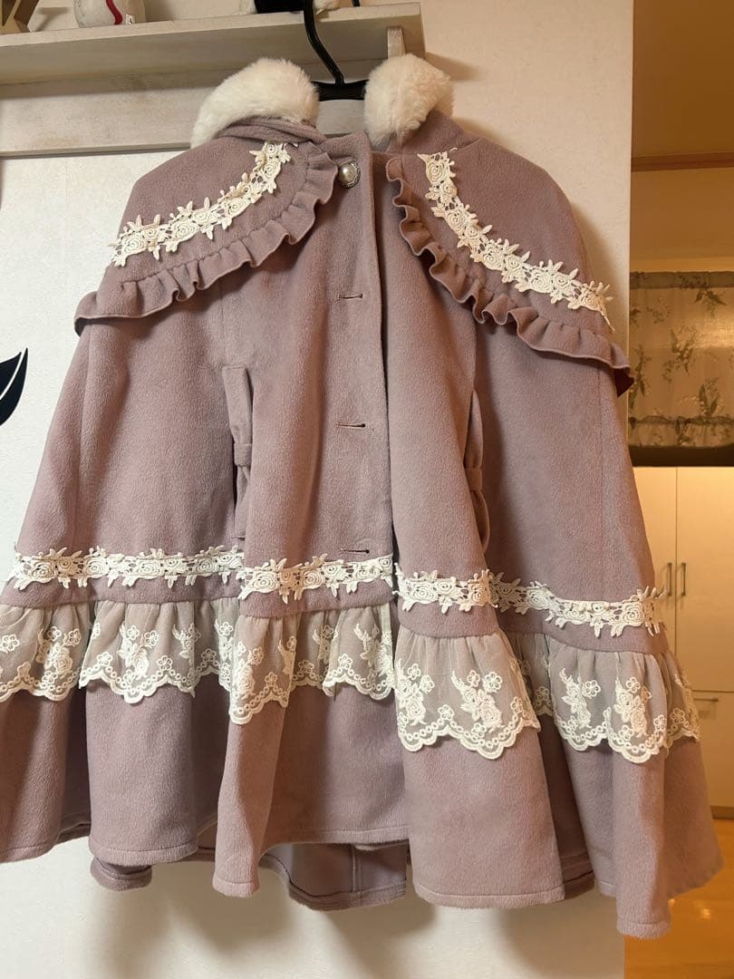 【未使用】アクシーズファム　　ロリータ　　ケープコート