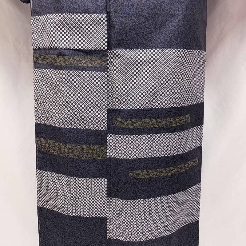 411mt13☆本場大島紬 付下げ 証紙 薩摩染織 染め 花唐草 しつけ付☆美品