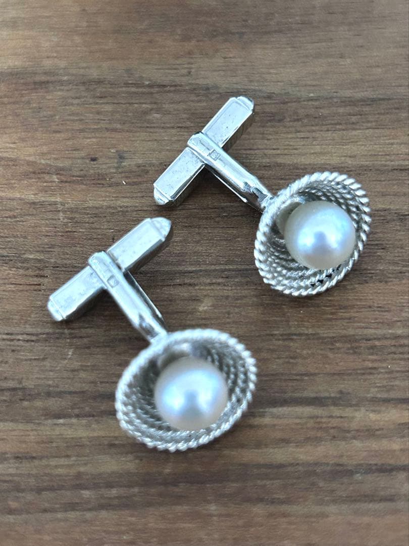 アストンマーティン　パール　カフス