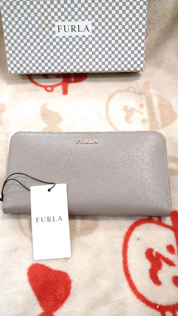 1015✡　新品　素敵♡　FURLA フルラ　長財布 グレー 箱付き