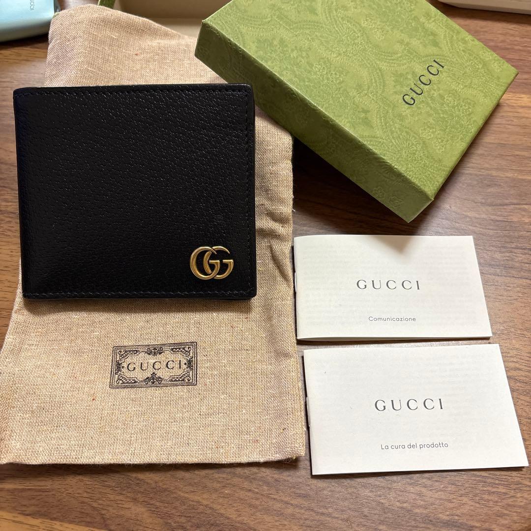 Gucci ブラック 二つ折り財布